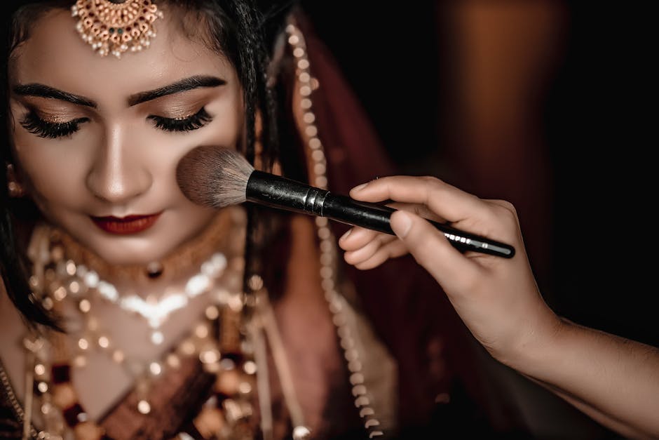 how to do cleopatra makeup