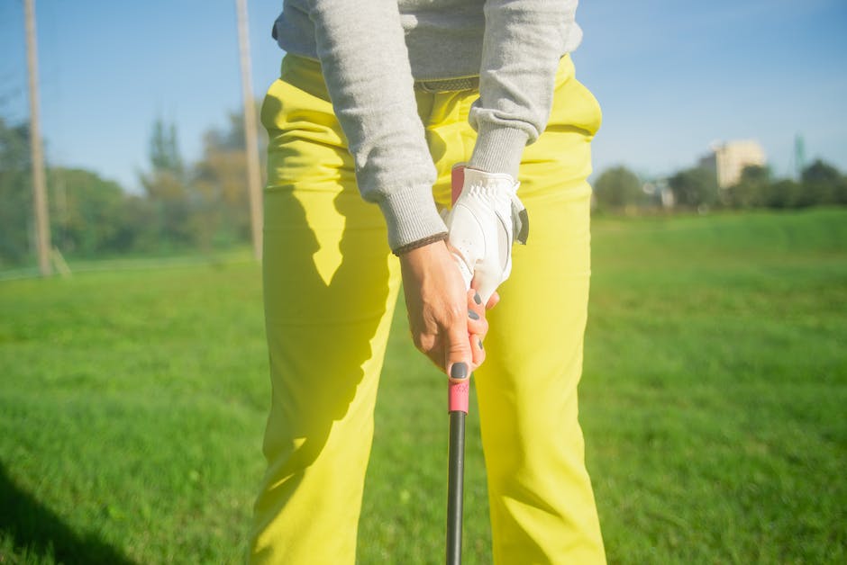 how to golf left handed