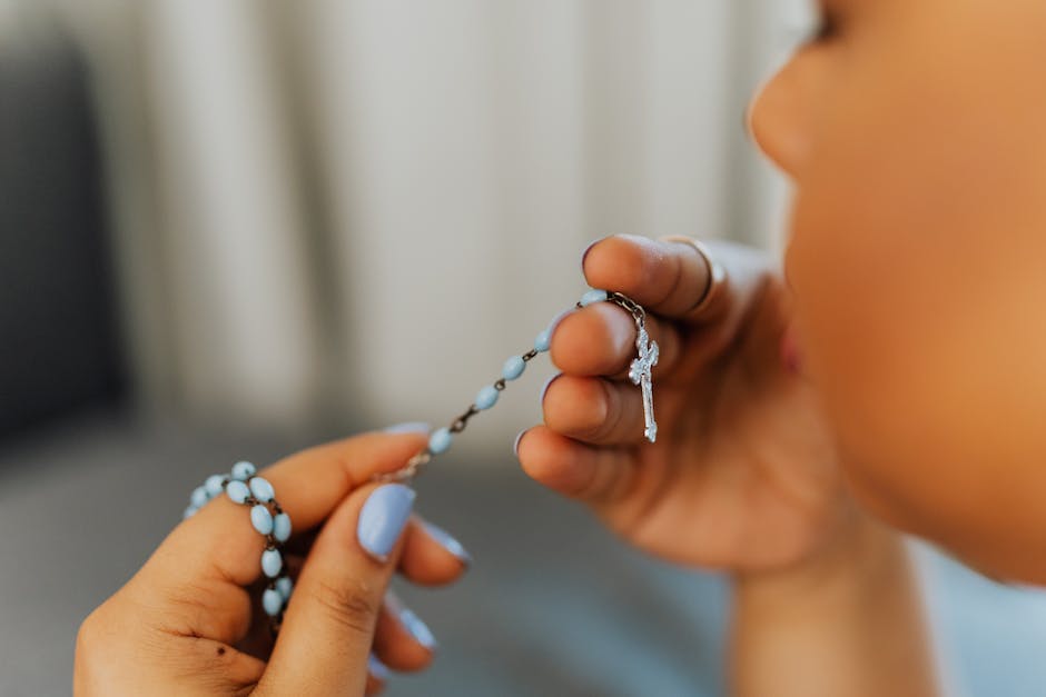 how to make a beaded cross with wire