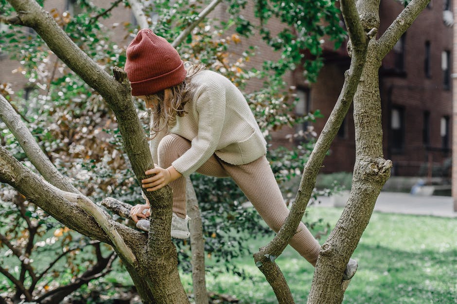 how to make tree climbing spikes