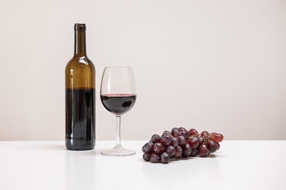 how to make wine vinegar from grapes