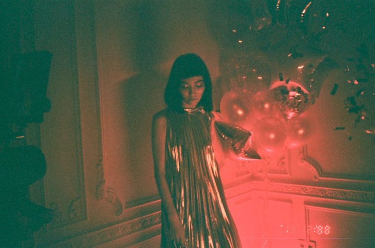 What To Wear Under A Tight Fitting Dress Homey Gears