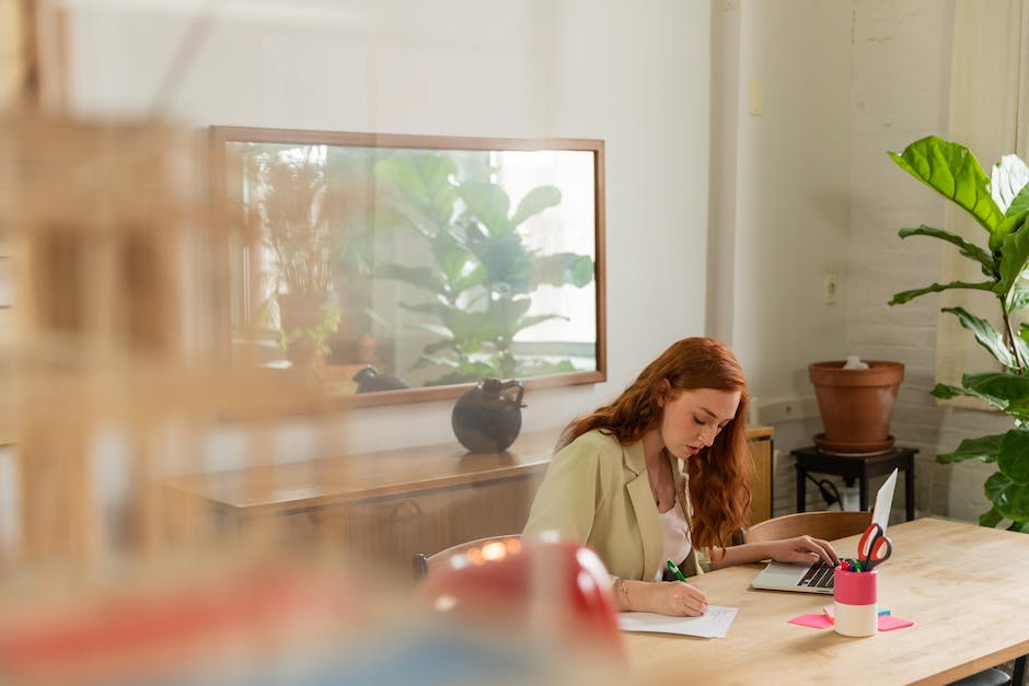 what can i use to write on a mirror