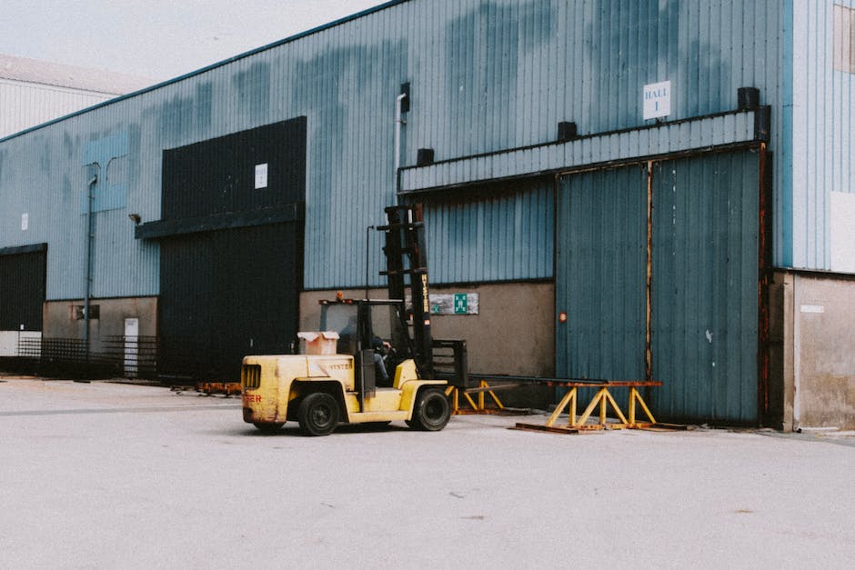 what is a lull forklift