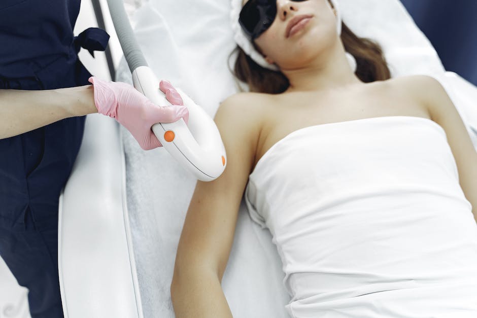what is the difference between coolsculpting and laser lipo