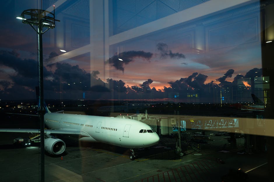 what terminal is hawaiian airlines at jfk